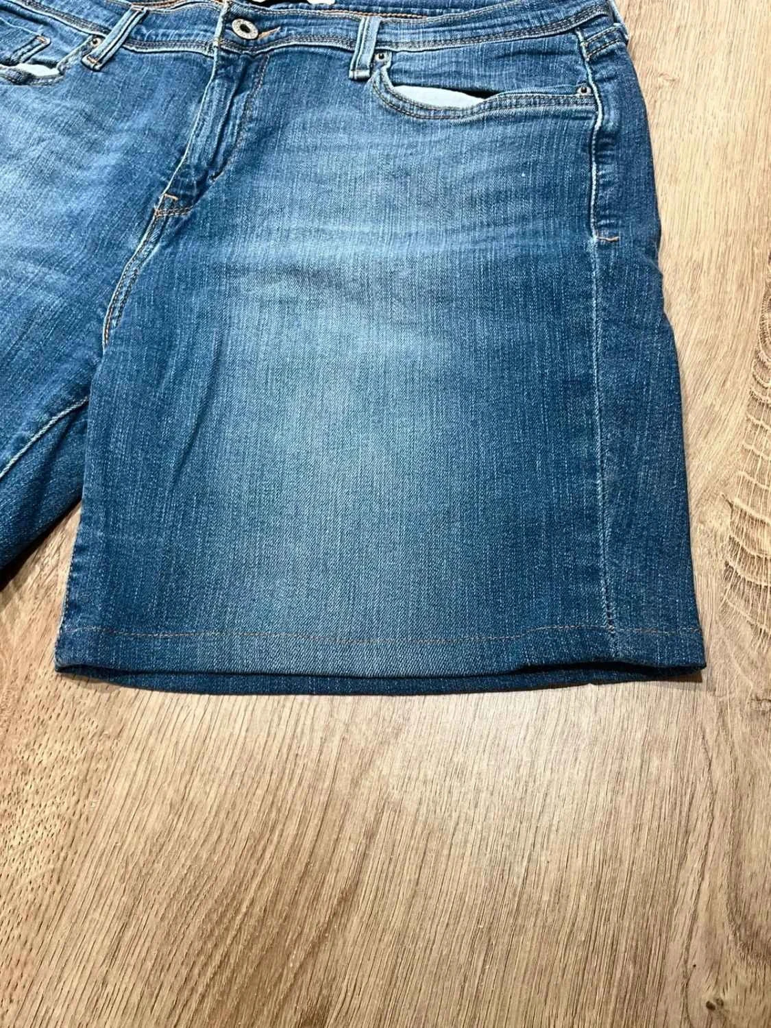 Short Levi's 14 - W32 Femme 98% Coton Bleu délavé Slv006 – photo 4